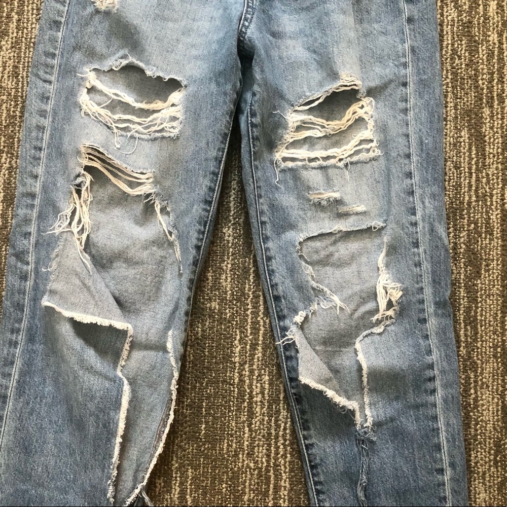 DL1961 Hi Rise Boyfriend Goldie Shredded Destroyed to Perfection Ankle Jeans 26 - Picture 2 of 7